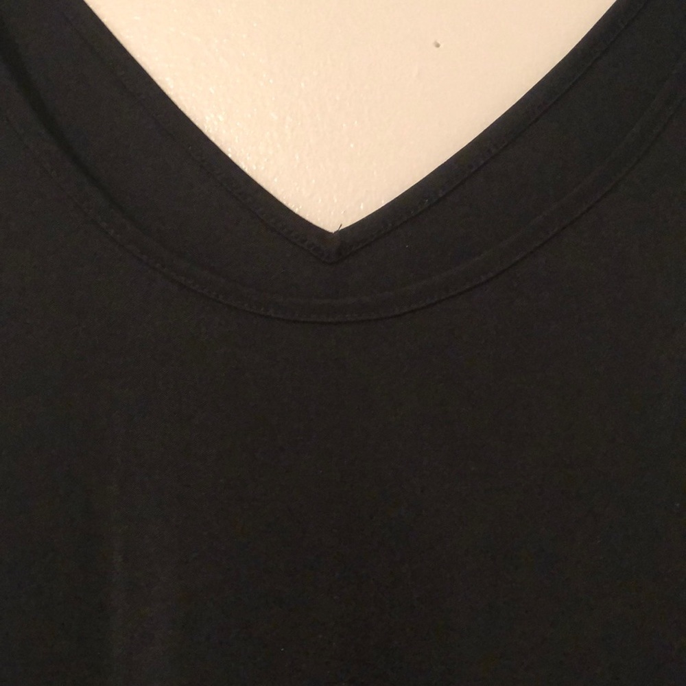 White House Black Market Reversible Tank - Picture 2 of 4